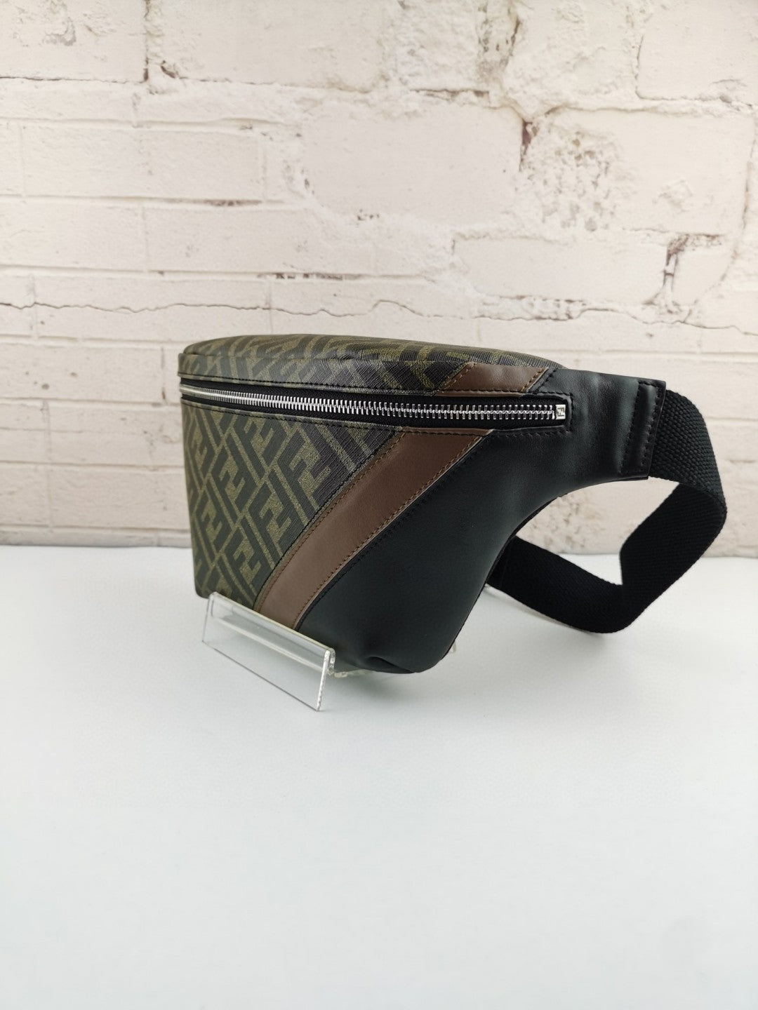Fndi Belt Bag 18cm - Image 4