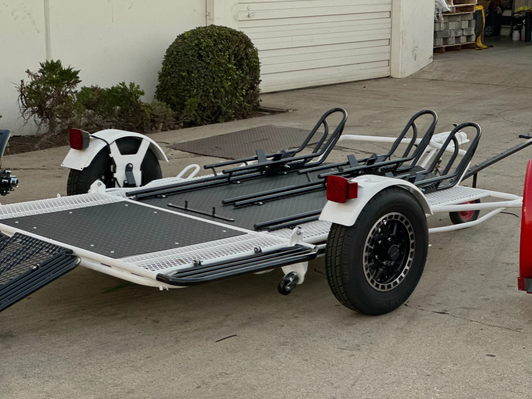 Tandem Axle Enclosed Cargo Trailer – Heavy Duty Design - Image 5